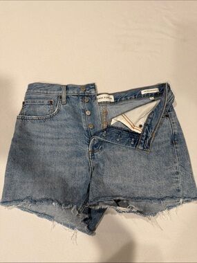 Denim Forum Joni Loose High-Waist Button-Fly Denim Cutoff Shorts - Light Blue